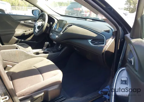 2019 Chevrolet Malibu Lt z USA, uszkodzony, nr VIN 1G1ZD5ST7KF162894